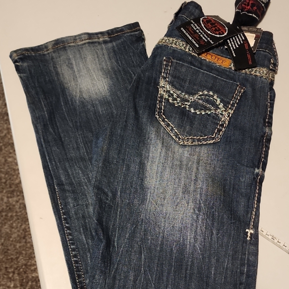Cowgirl Tuff NWT Trailblaibers Blue Denim Jeans with Embroidery In Size 29